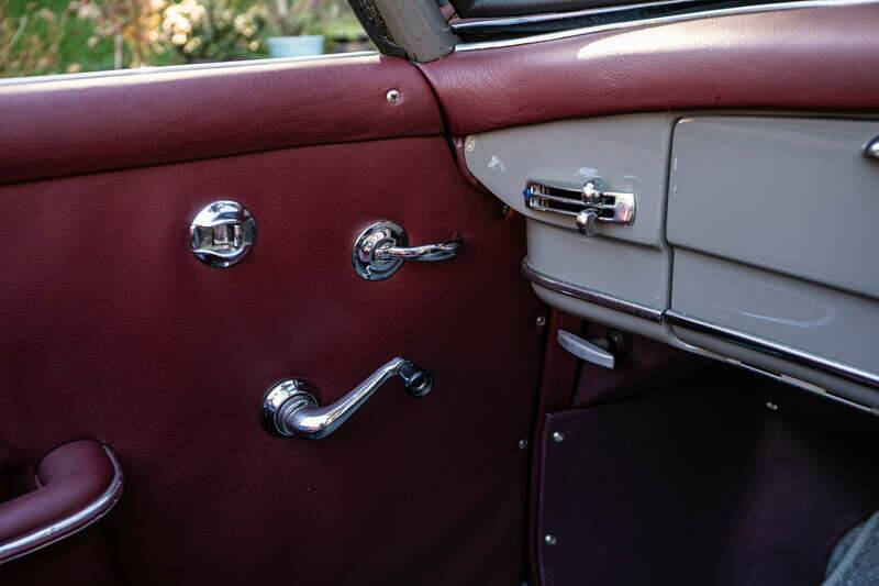 Image 18/46 of Mercedes-Benz 190 SL (1960)