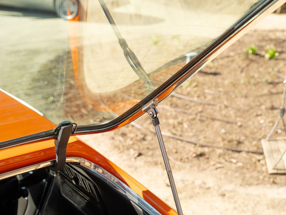 Image 43/50 de Alfa Romeo Montreal (1971)