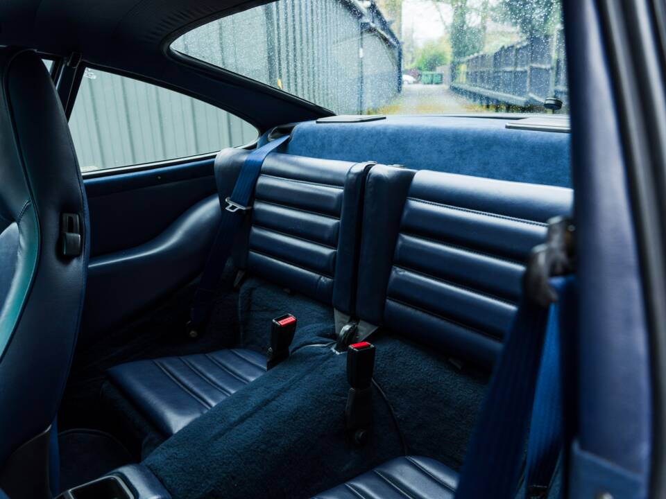 Afbeelding 38/61 van Porsche 911 Carrera 4 (1990)