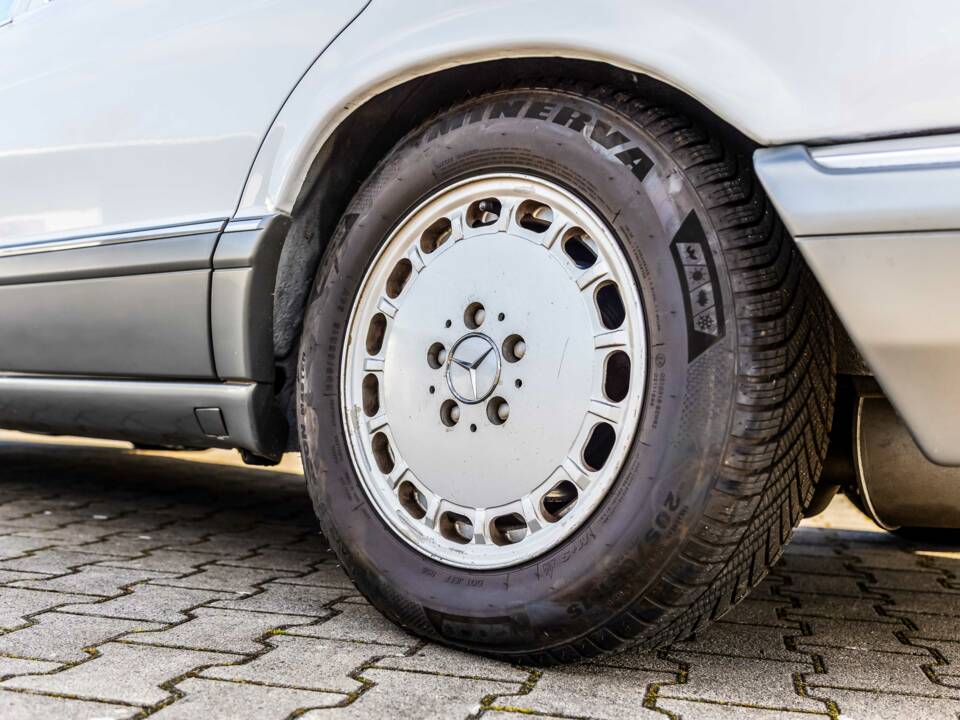 Image 68/175 of Mercedes-Benz 420 SE (1986)