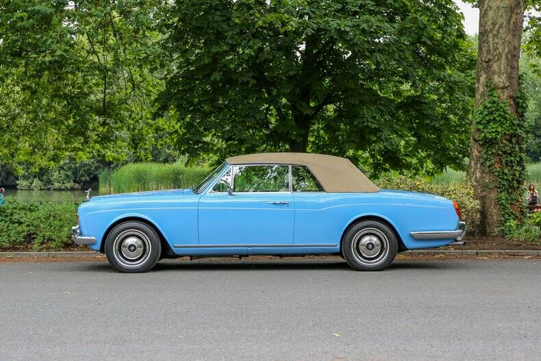 Bild 33/50 von Rolls-Royce Corniche I (1977)