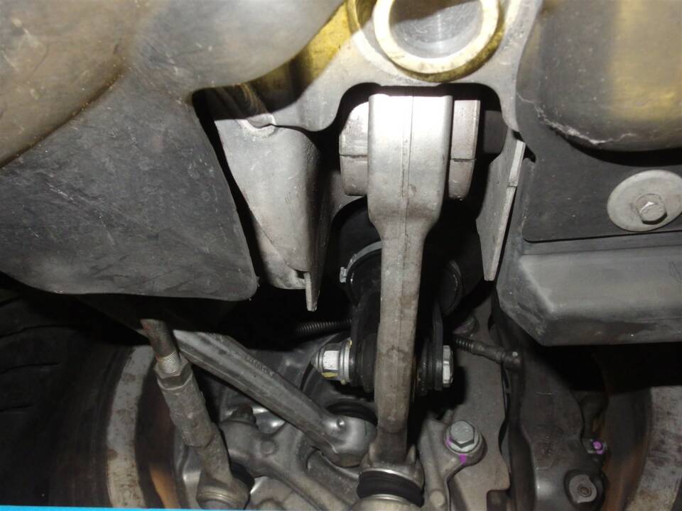 Image 96/99 of Mercedes-Benz SL 63 AMG (2012)