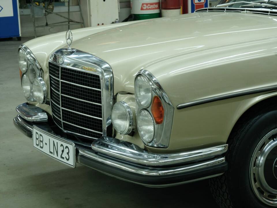 Bild 24/50 von Mercedes-Benz 300 SEL 6.3 (1968)