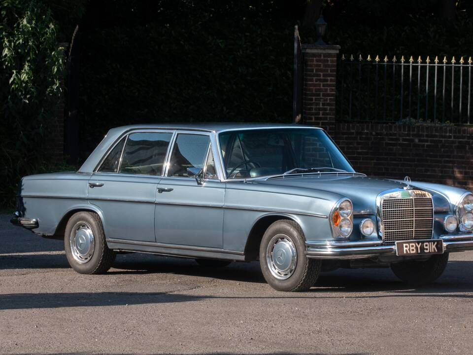 Bild 1/32 von Mercedes-Benz 300 SEL 6.3 (1972)