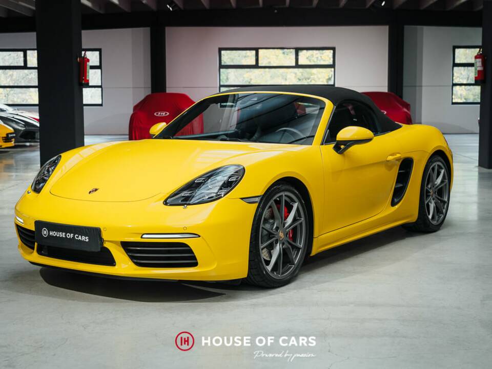 Image 2/25 of Porsche 718 Boxster S (2016)