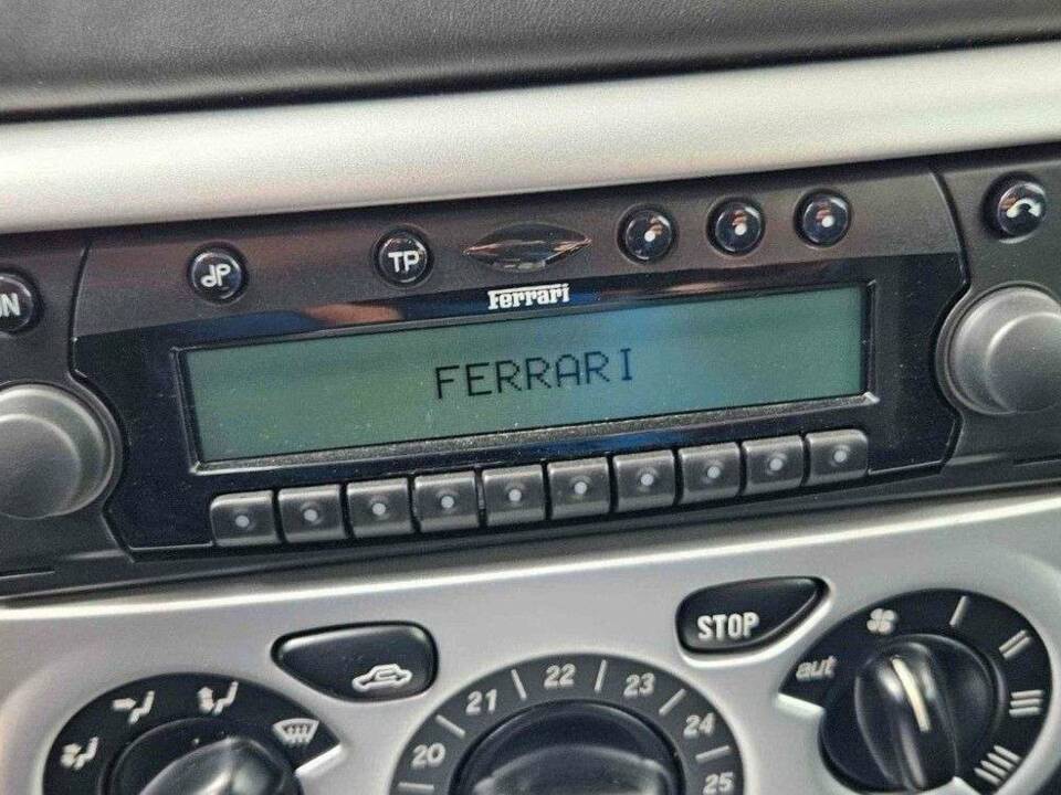 Bild 23/25 von Ferrari 360 Spider (2006)