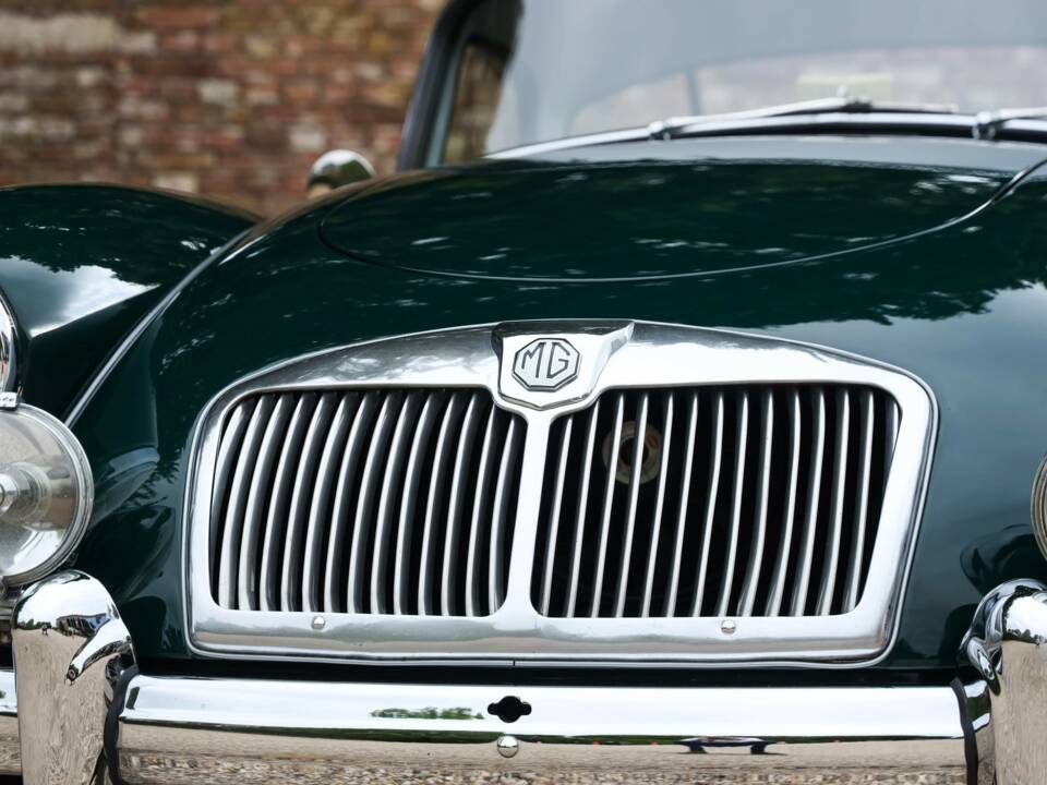 Image 21/50 de MG MGA 1500 (1958)