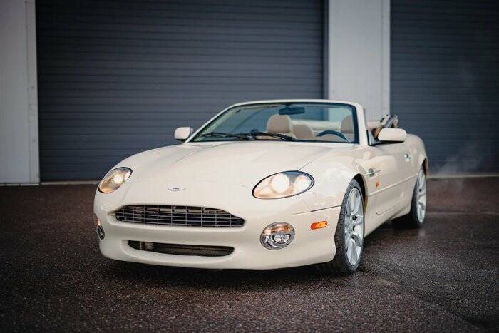 Afbeelding 2/7 van Aston Martin DB 7 Vantage Volante (2003)