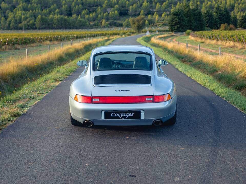 Image 9/15 of Porsche 911 Carrera 4 (1994)