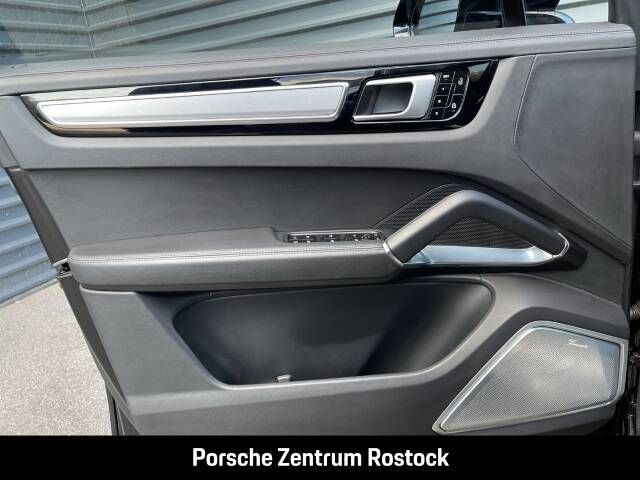 Imagen 16/31 de Porsche Cayenne Turbo S E-Hybrid (2020)