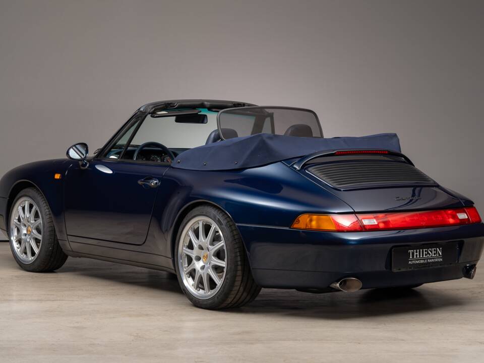 Image 5/25 of Porsche 911 Carrera (1997)