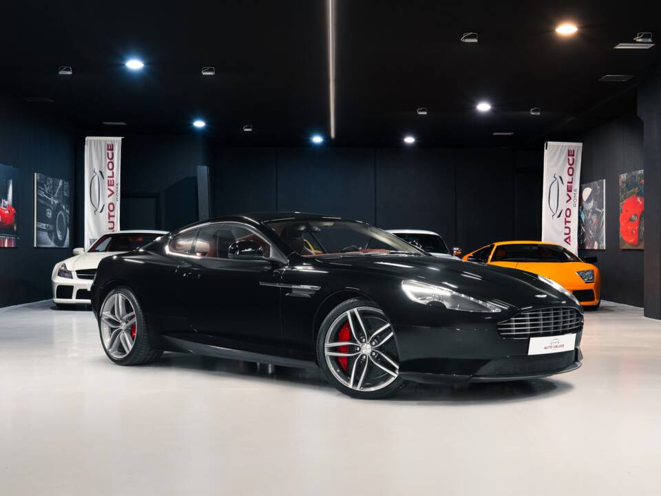Image 4/38 of Aston Martin Virage (2012)