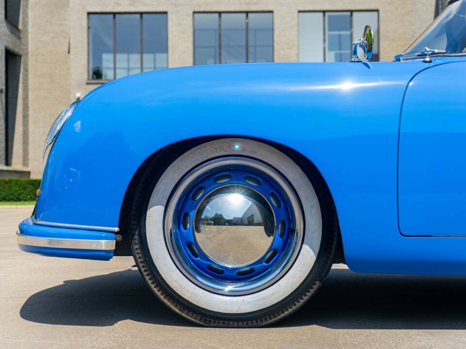 Immagine 34/53 di Porsche 356 1300 (1952)