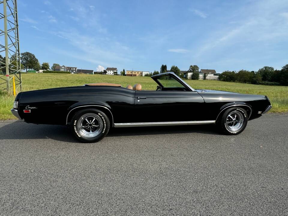 Immagine 2/22 di Mercury Cougar Convertible (1969)