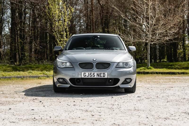 Bild 19/50 von BMW 550i (2006)