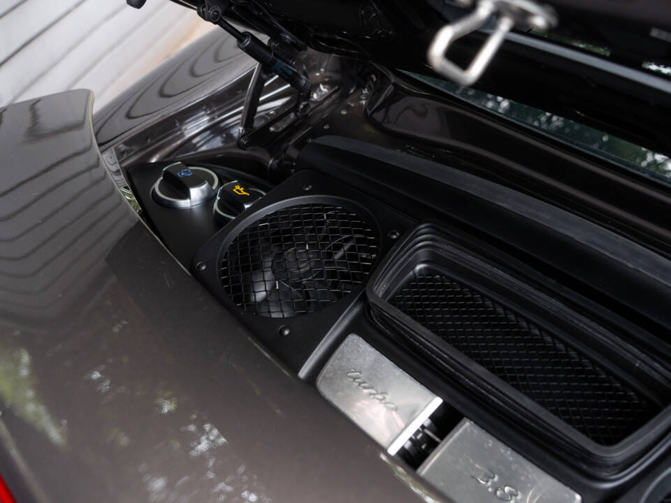 Imagen 16/51 de Porsche 911 Turbo (2014)