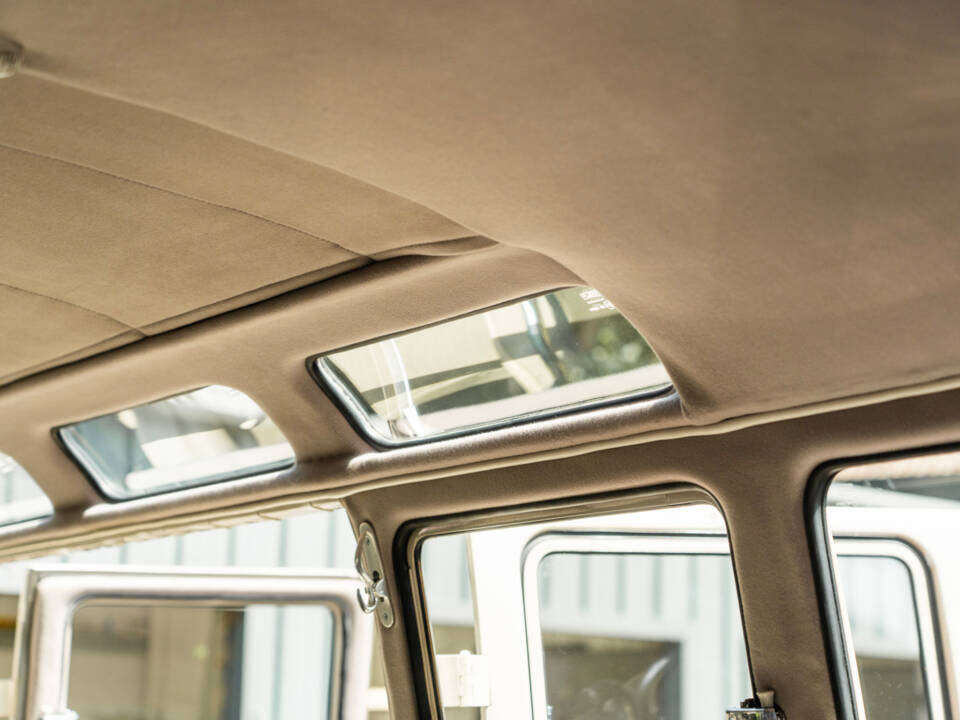 Bild 17/48 von Volkswagen T2 a&#x2F;b (1958)