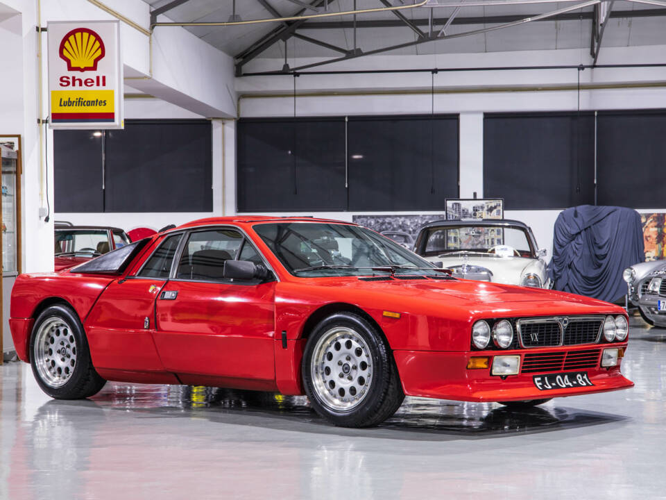 Bild 2/27 von Lancia Rally 037 (1984)