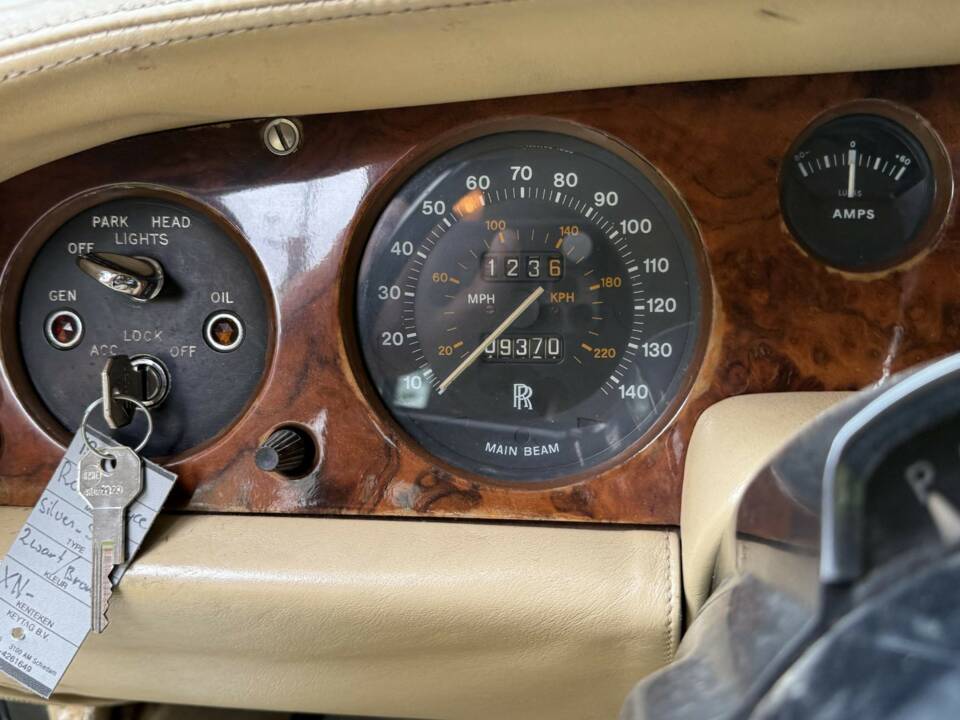 Bild 11/17 von Rolls-Royce Silver Shadow II (1976)