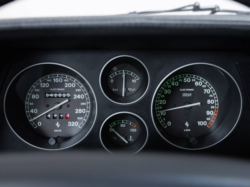 Image 26/50 of Ferrari F 355 Spider (1999)