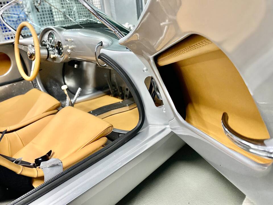 Bild 8/21 von Porsche 550 Spyder RS 1500 (1987)