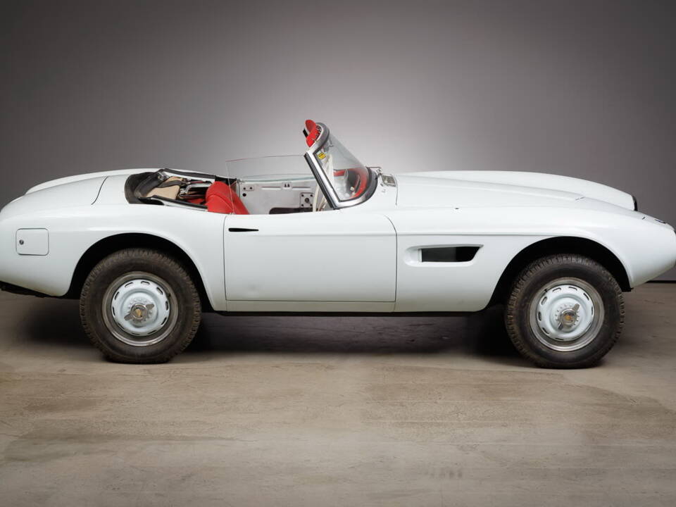 Image 8/50 of BMW 507 (1957)