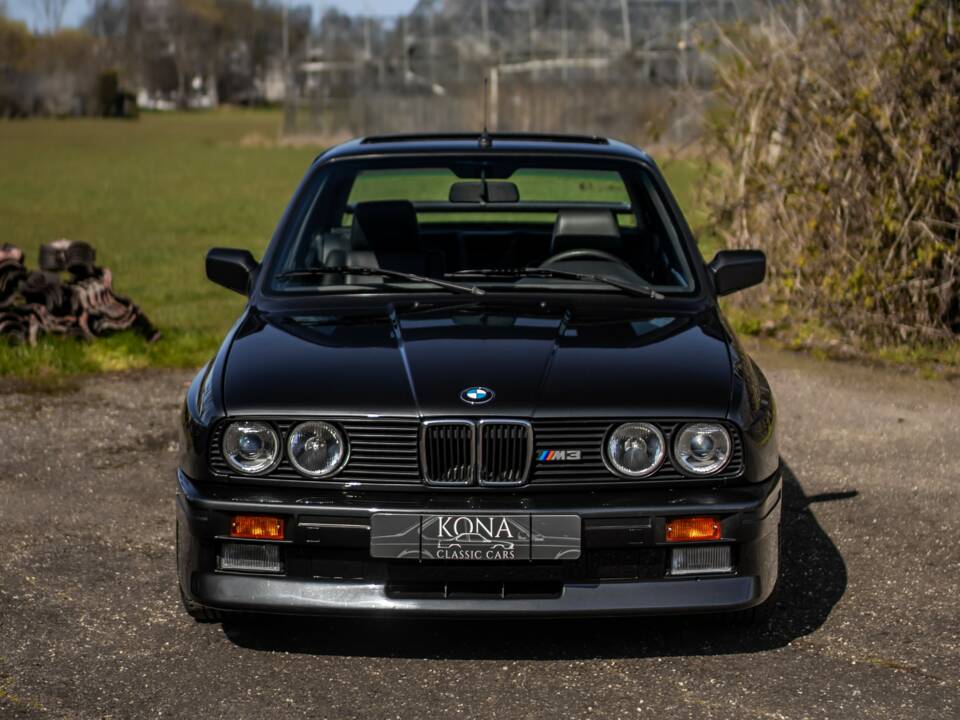 Image 64/65 of BMW M3 (1986)