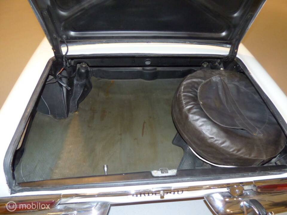 Imagen 12/29 de Mercedes-Benz 280 SL (1970)