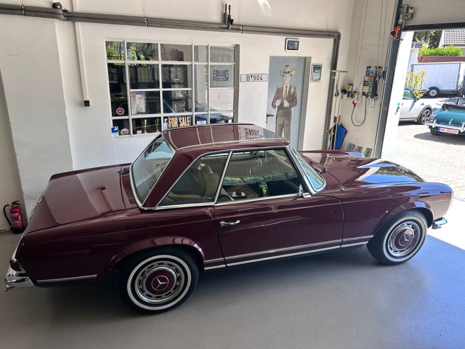 Image 7/40 de Mercedes-Benz 280 SL (1968)