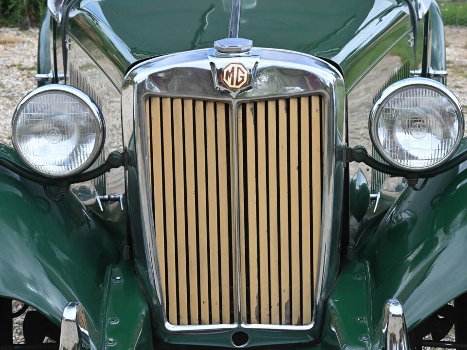 Image 42/50 of MG TD (1953)