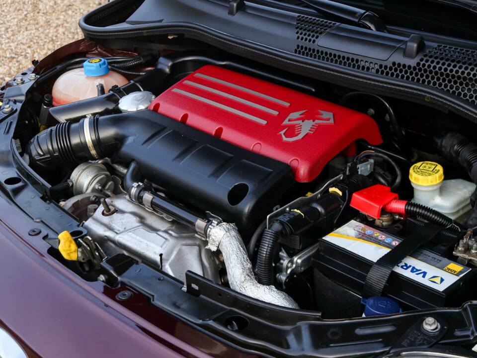 Imagen 4/50 de Abarth 695 "Edizione Maserati" (2013)
