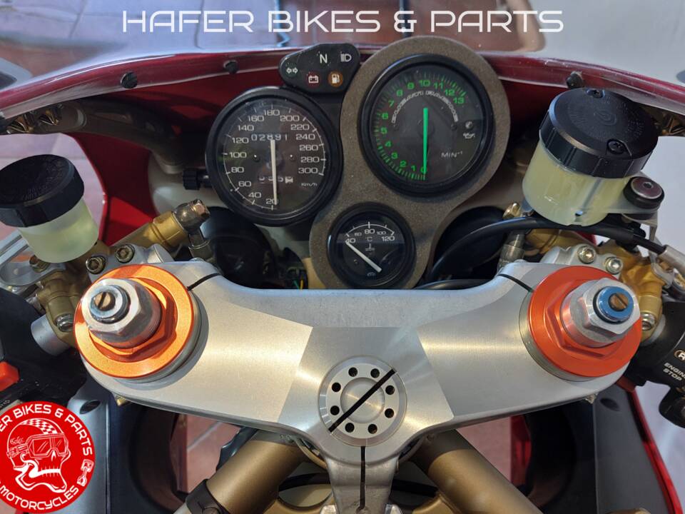 Bild 18/35 von Ducati 916 (1998)