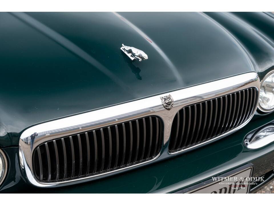 Bild 23/32 von Jaguar XJ 8 Executive (1998)