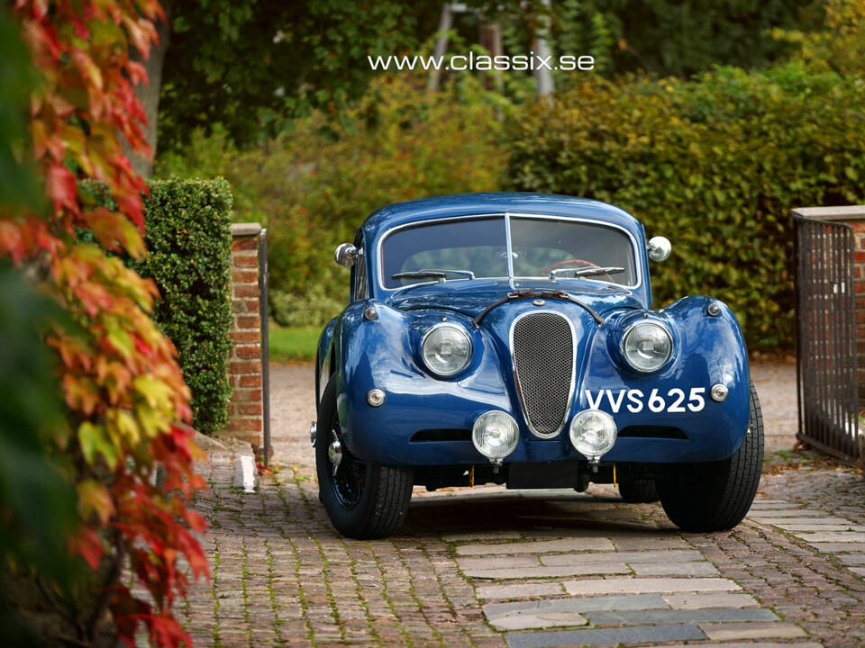 Image 12/24 of Jaguar XK 120 FHC (1953)