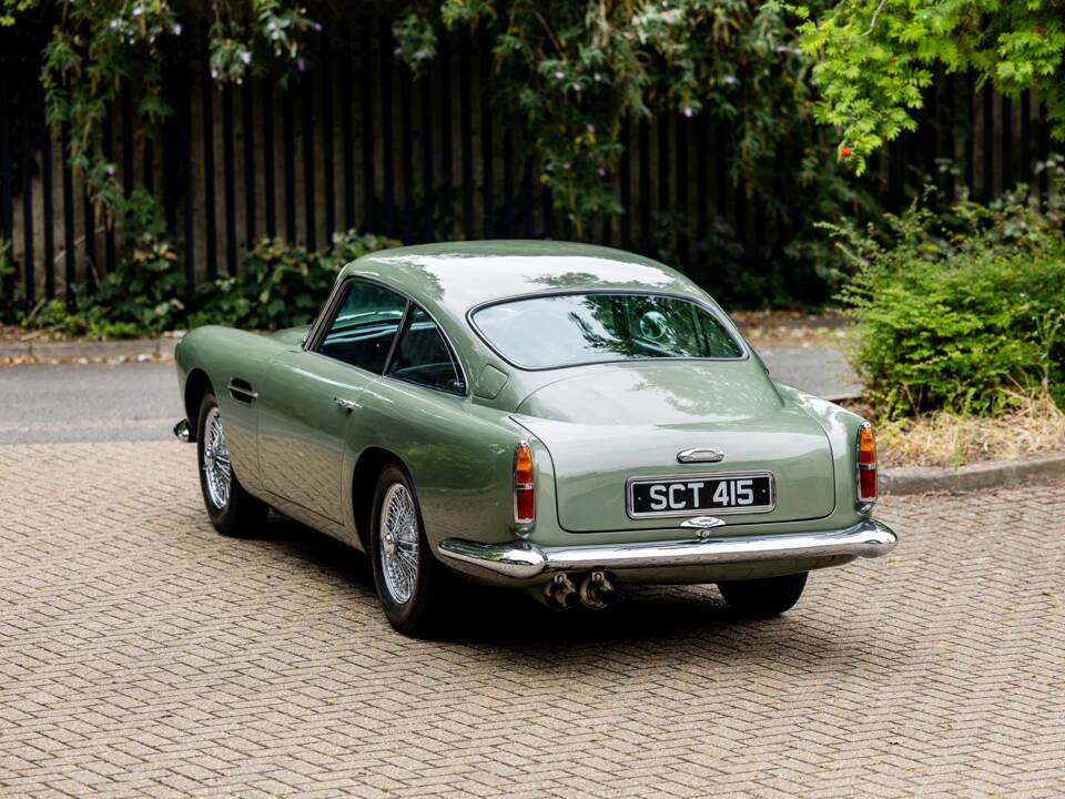 Image 27/50 de Aston Martin DB 4 (1960)