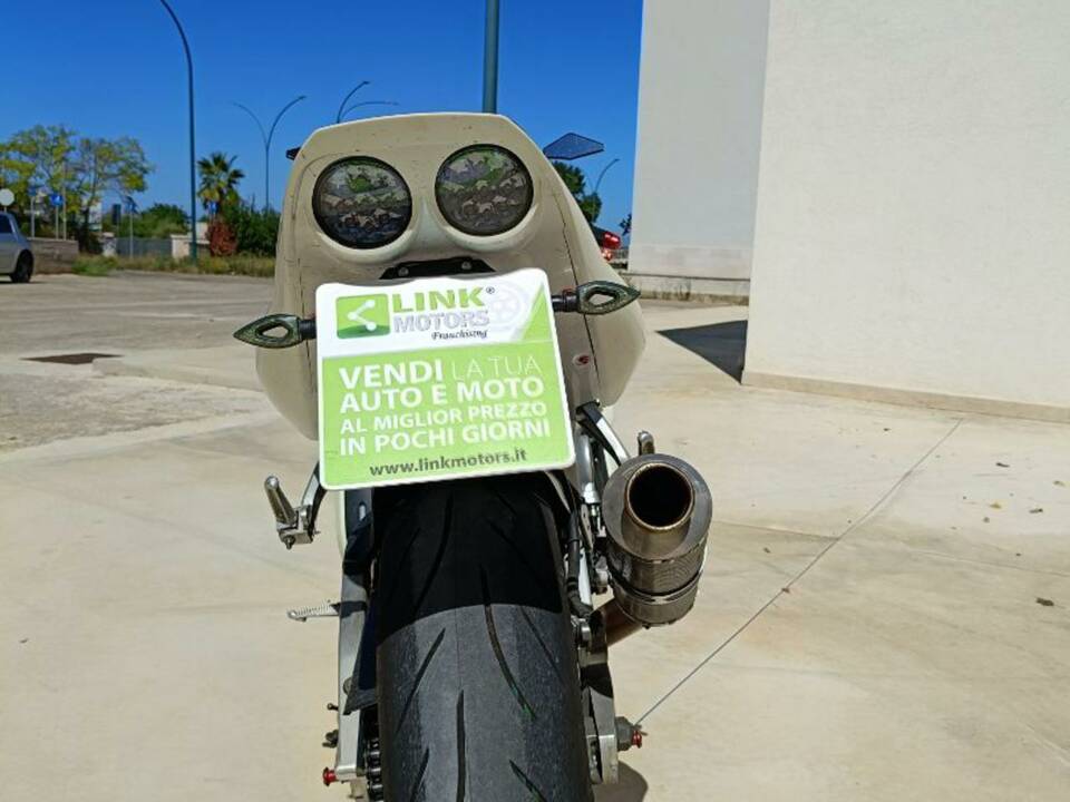 Image 34/47 of Yamaha DUMMY (2000)