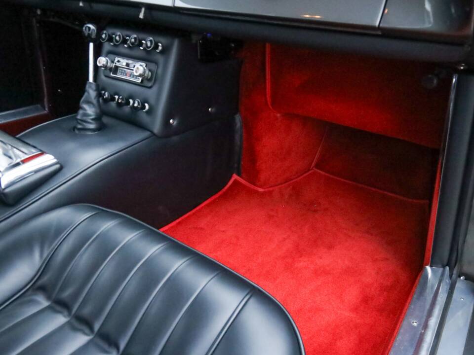 Image 50/50 of Ferrari 250 GT/E (1962)