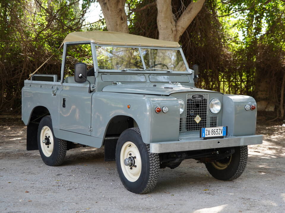 Bild 2/79 von Land Rover 88 (1963)