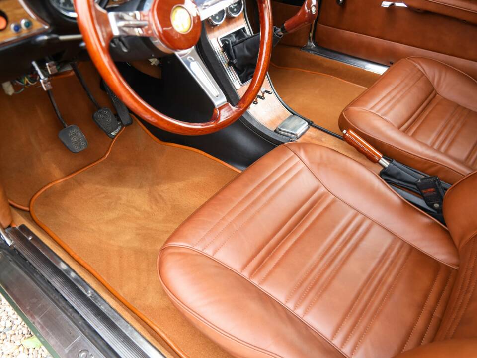 Bild 35/50 von Alfa Romeo 1750 GT Veloce (1971)