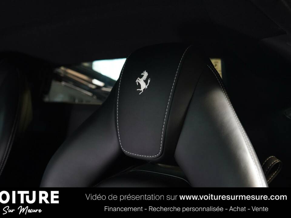 Image 17/50 of Ferrari 488 GTB (2015)