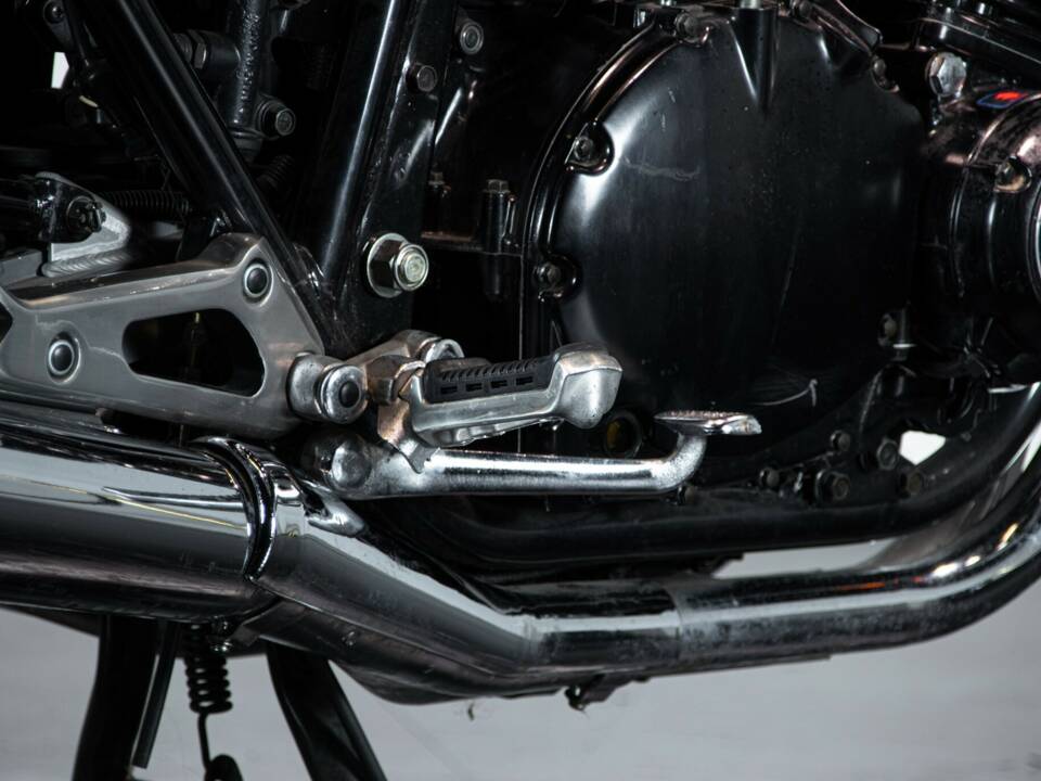 Image 29/50 de Suzuki GSX 1100 ES (1988)