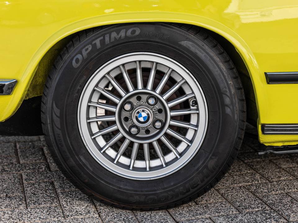 Image 7/75 of BMW 1602 (1974)