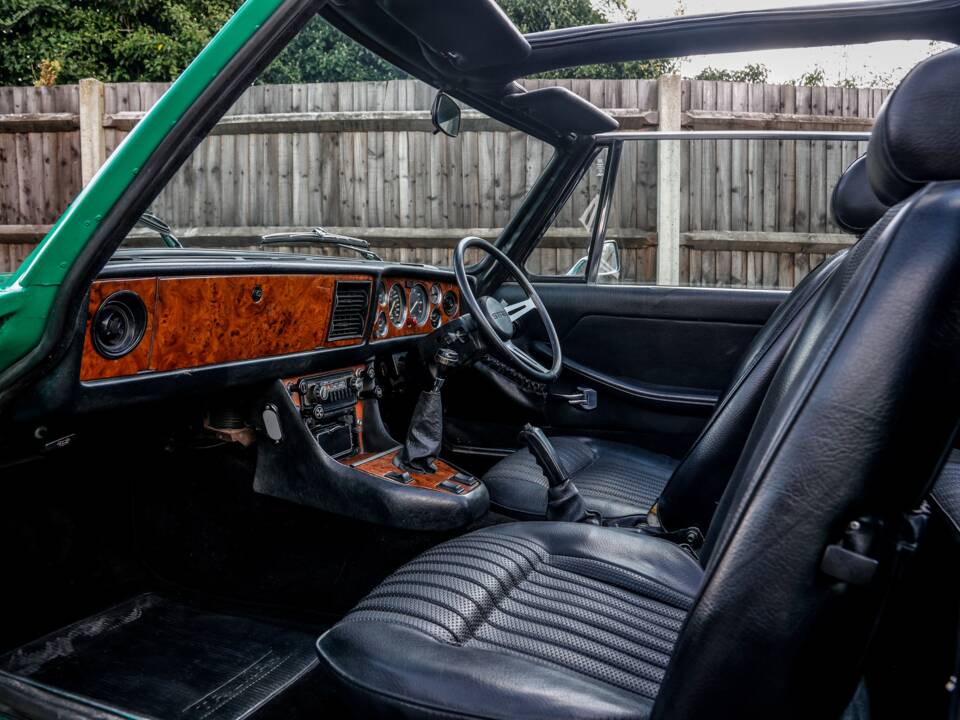 Image 27/38 of Triumph Stag (1977)