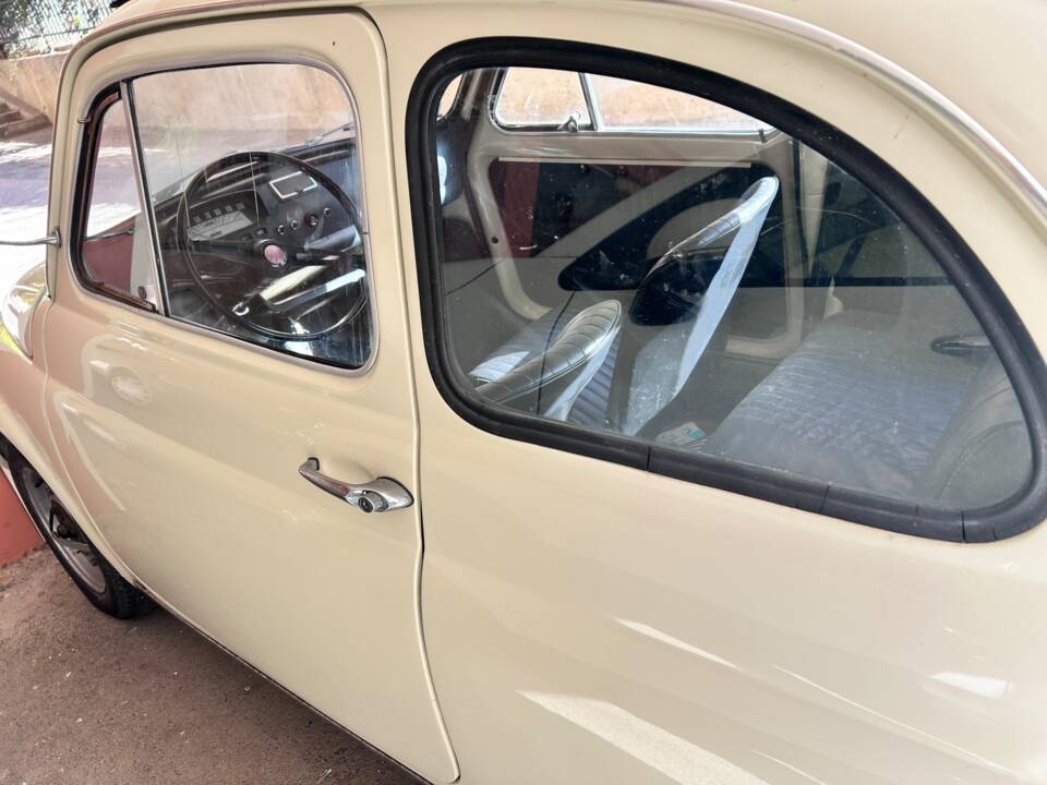 Afbeelding 15/18 van FIAT 500 L (1971)