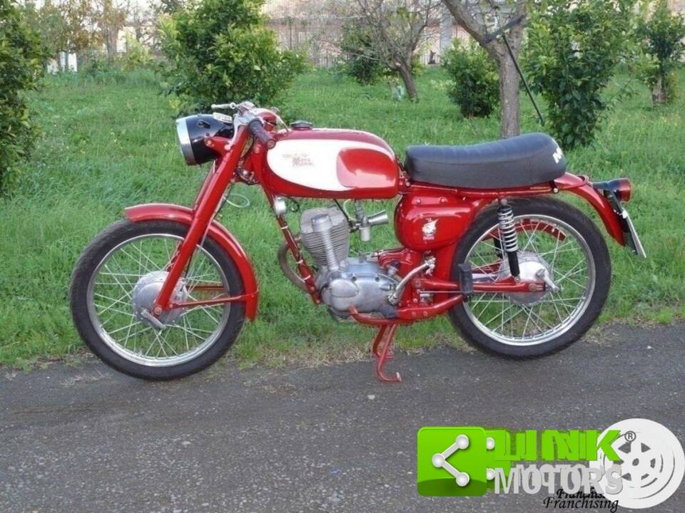 Image 4/10 de Moto Morini DUMMY (1964)