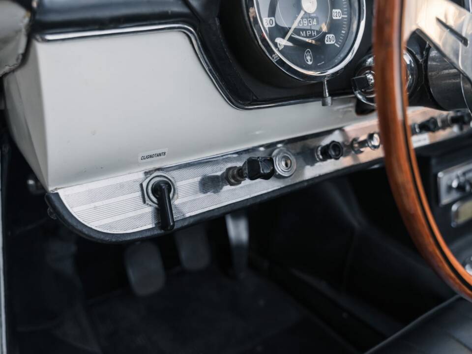 Bild 51/68 von Maserati 3500 GT Spyder Vignale (1960)