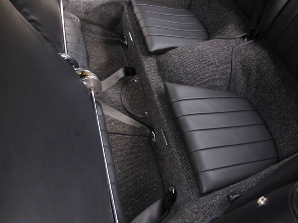 Image 48/100 of Porsche 356 B 1600 Super (1961)