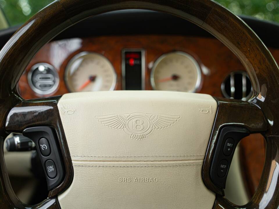 Immagine 50/50 di Bentley Arnage Red Label (1999)