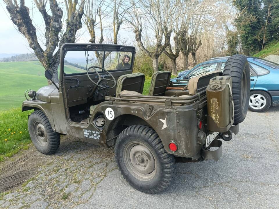 Image 4/6 of Willys-Overland Jeep Station Wagon (1954)