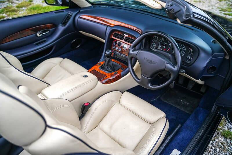 Bild 2/50 von Aston Martin DB 7 Vantage Volante (2002)